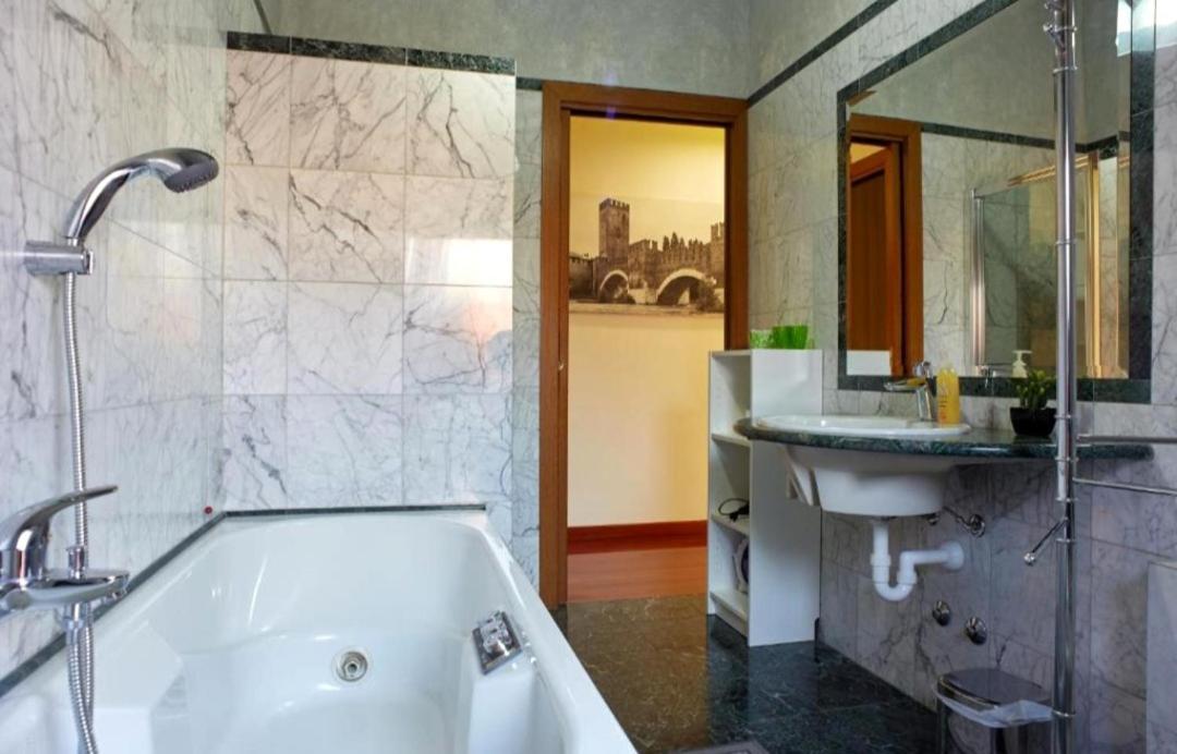 Residenza Fiera Verona In Екстер'єр фото